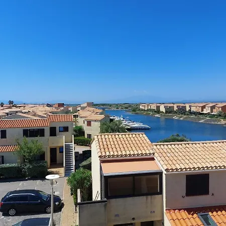 Aphrodite Village Naturiste A Port Apartment *
