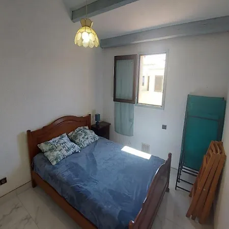 Aphrodite Village Naturiste A Port Apartment