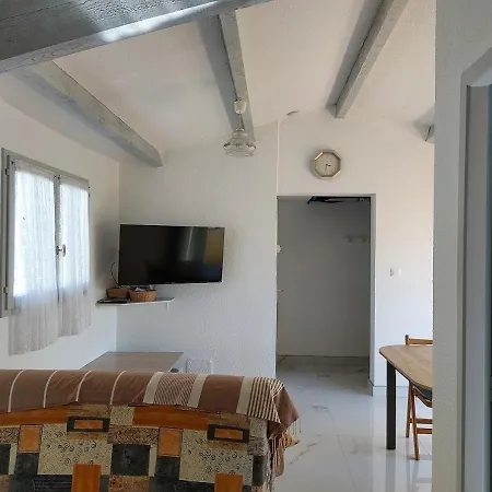 Aphrodite Village Naturiste A Port Leucate