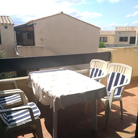 Aphrodite Village Naturiste A Port Apartment *
