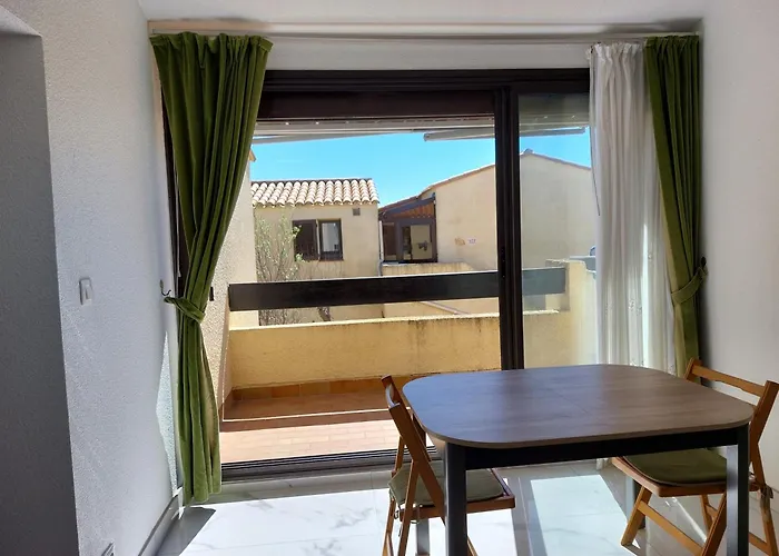 Résidence Aphrodite Village Naturiste à Port * Leucate